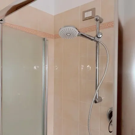 Se216 - Senigallia, Ampio E Luminoso Quadrilocale Vicino Al Mare Senigallia